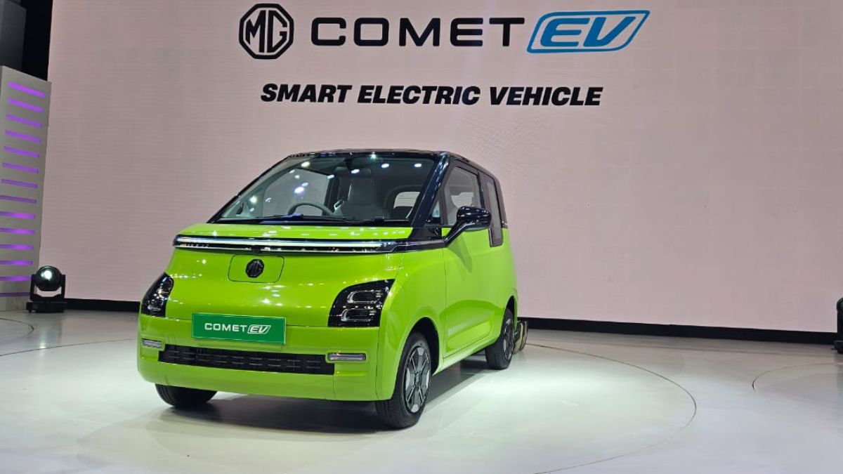 mg comet electric car price in delhi